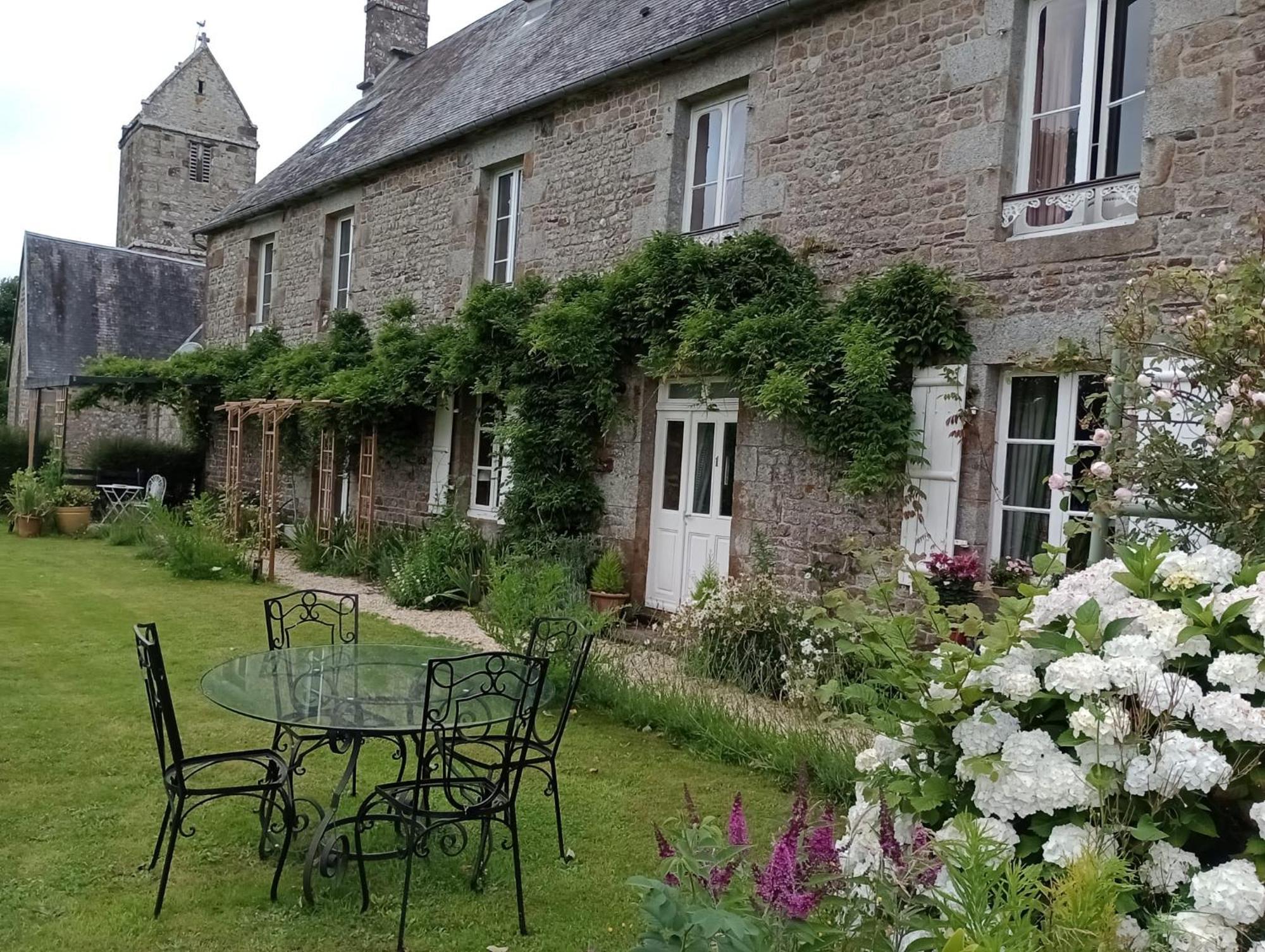 Le Presbytere Beauficel Экстерьер фото